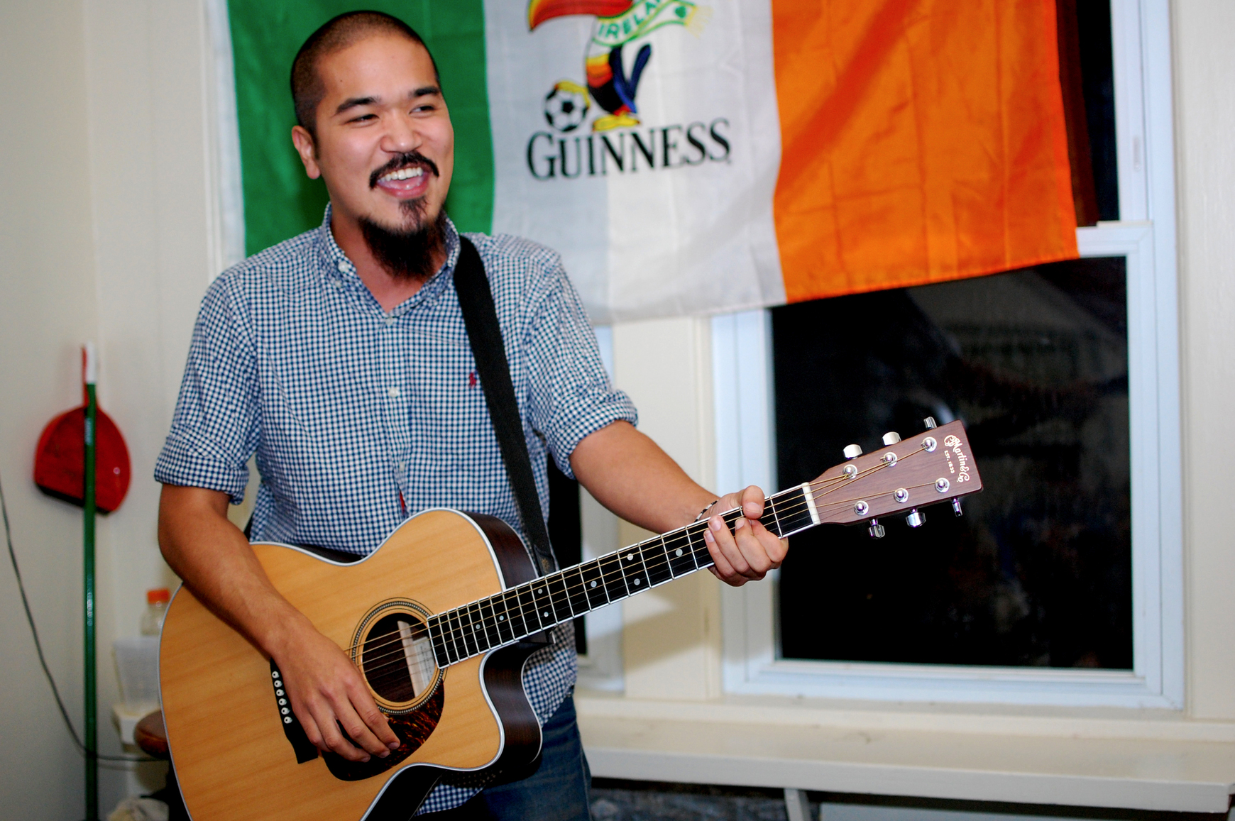 Koji singing