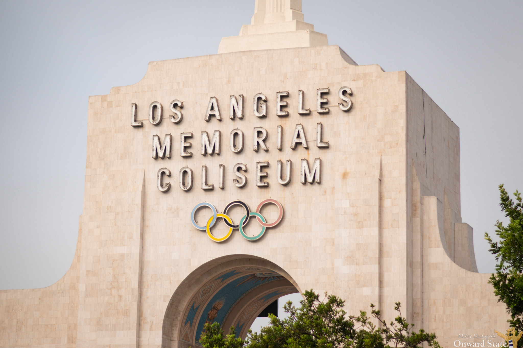 USC Football Faces Attendance Challenges Amidst Controversy