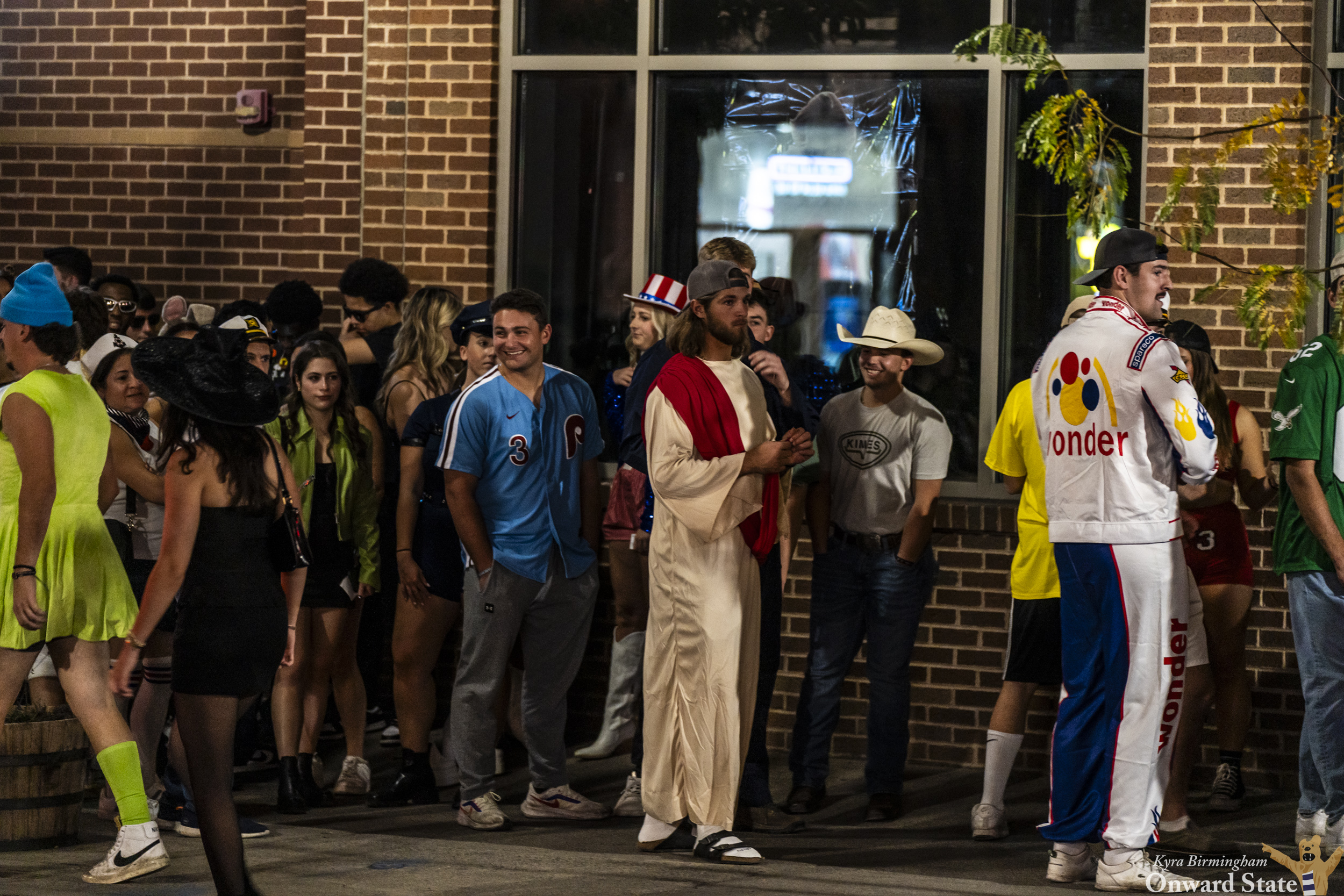 Creative and Affordable Last-Minute Halloween Costumes