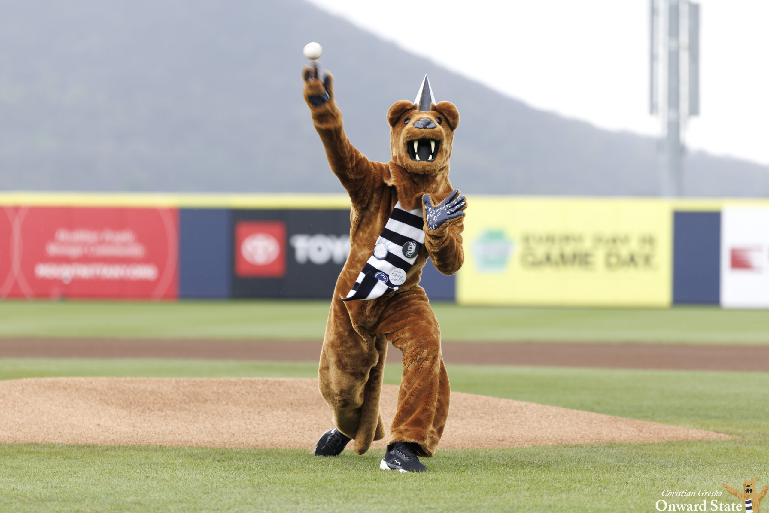 Penn State Baseball Holds Off Rutgers Comeback, 14-13.