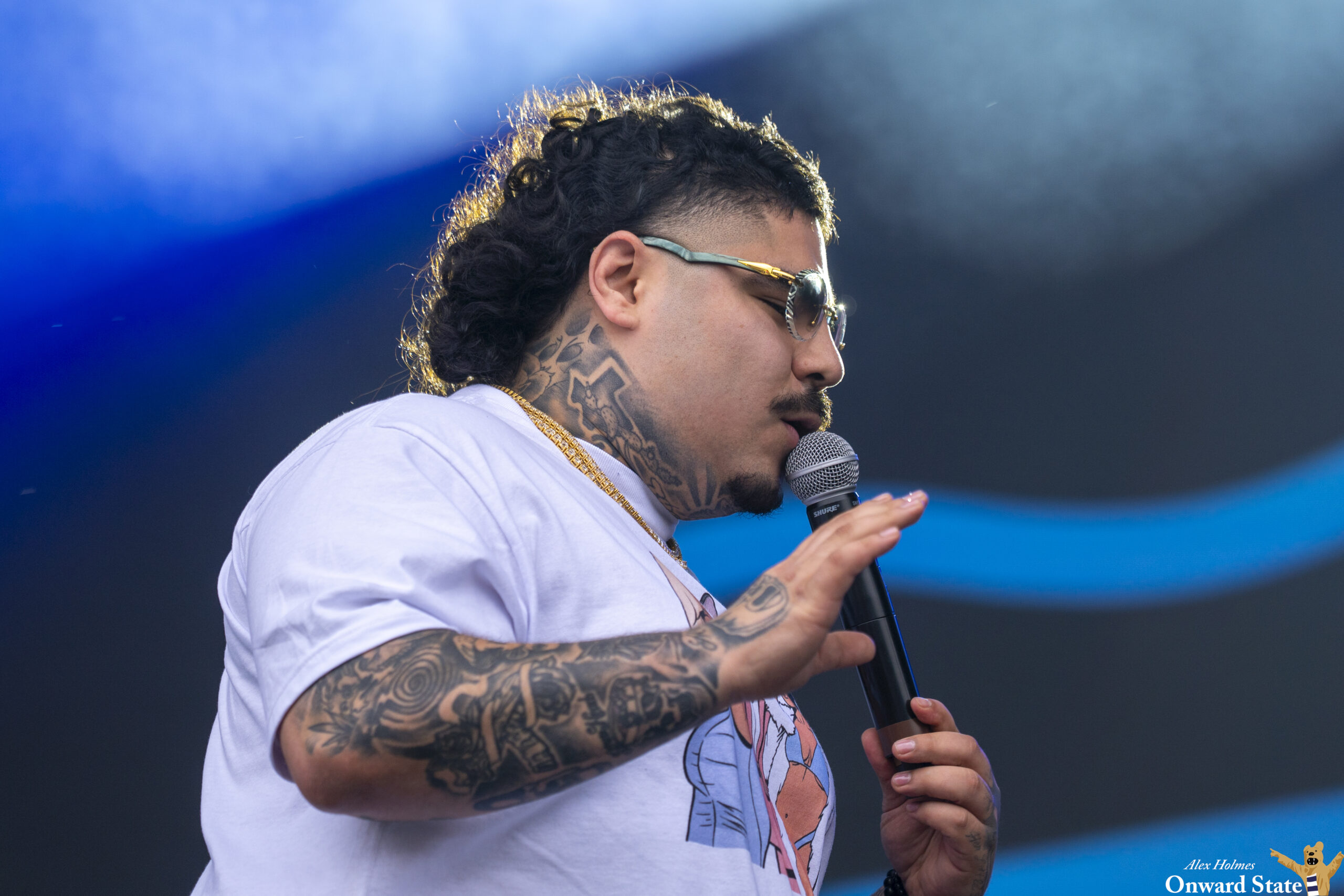 That Mexican OT Pumps Up The Crowd At Movin' On | Onward State