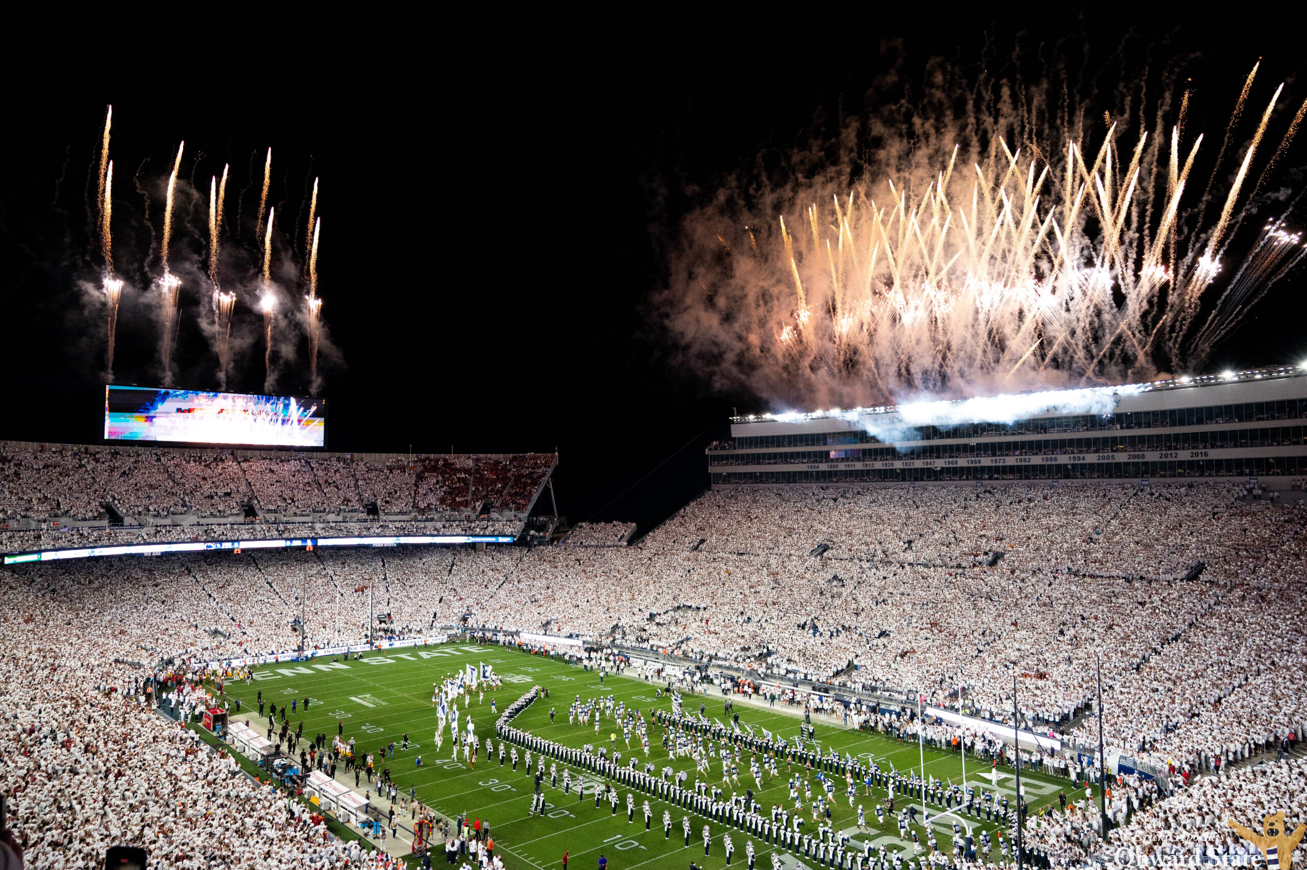 USC Trojans Defeat Penn State in White Out Game