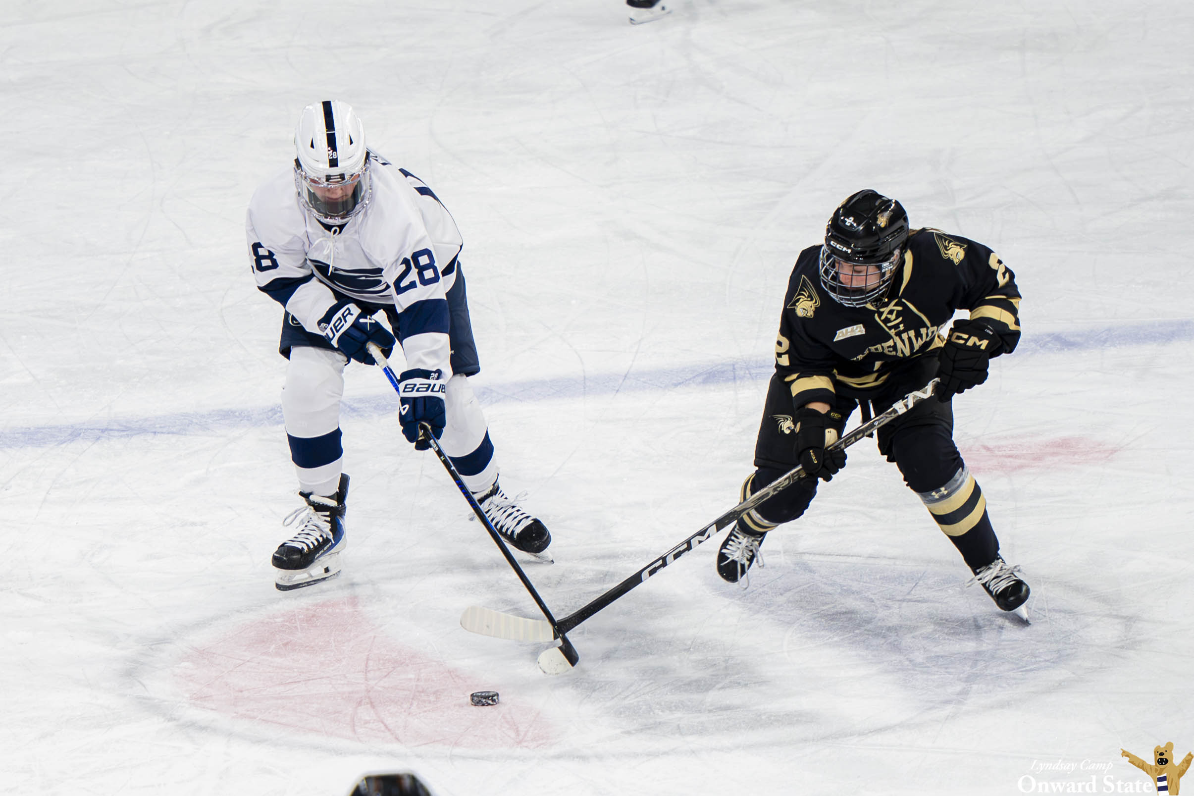 Penn State Women's Hockey Drops to No. 7 in USCHO Rankings